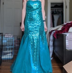 Mermaid prom dress